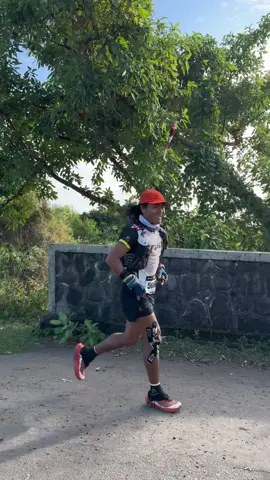 2 Monster Endurance Lewat #rinjani100 #rinjani100ultra #sangesherpa #rachmadseptiyanto #pelariultra #ultratrail #ultratrailrunner #utmb #athlete #ironman 