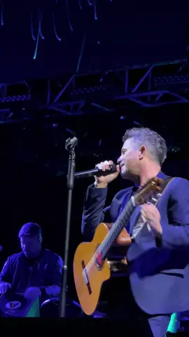 Esos momentitos tan flamenquitos…. #alejandrosanz 