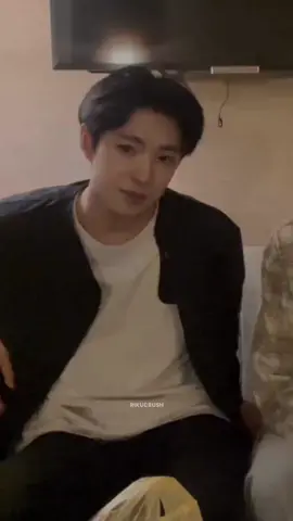 #YUSHI DAMNNNN, live now with #SAKUYA #유우시 #ユウシ #엔시티위시 #NCTWISH 