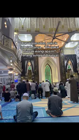 Tak perlu minyak wangi mahal… Raudhah Spray dah cukup harumkan langkah ke rumah Allah. #fyp #wangianraudhahmadinah #tenang 