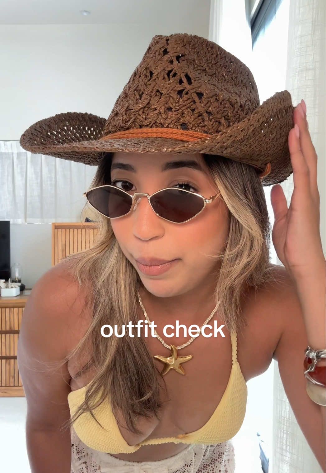 outfit checkk version playita 🤎✨ #ootdinspo #fashion #fitcheck #parati #fyp #foryoupage #contenido #viral #grwm #ootdfashion 