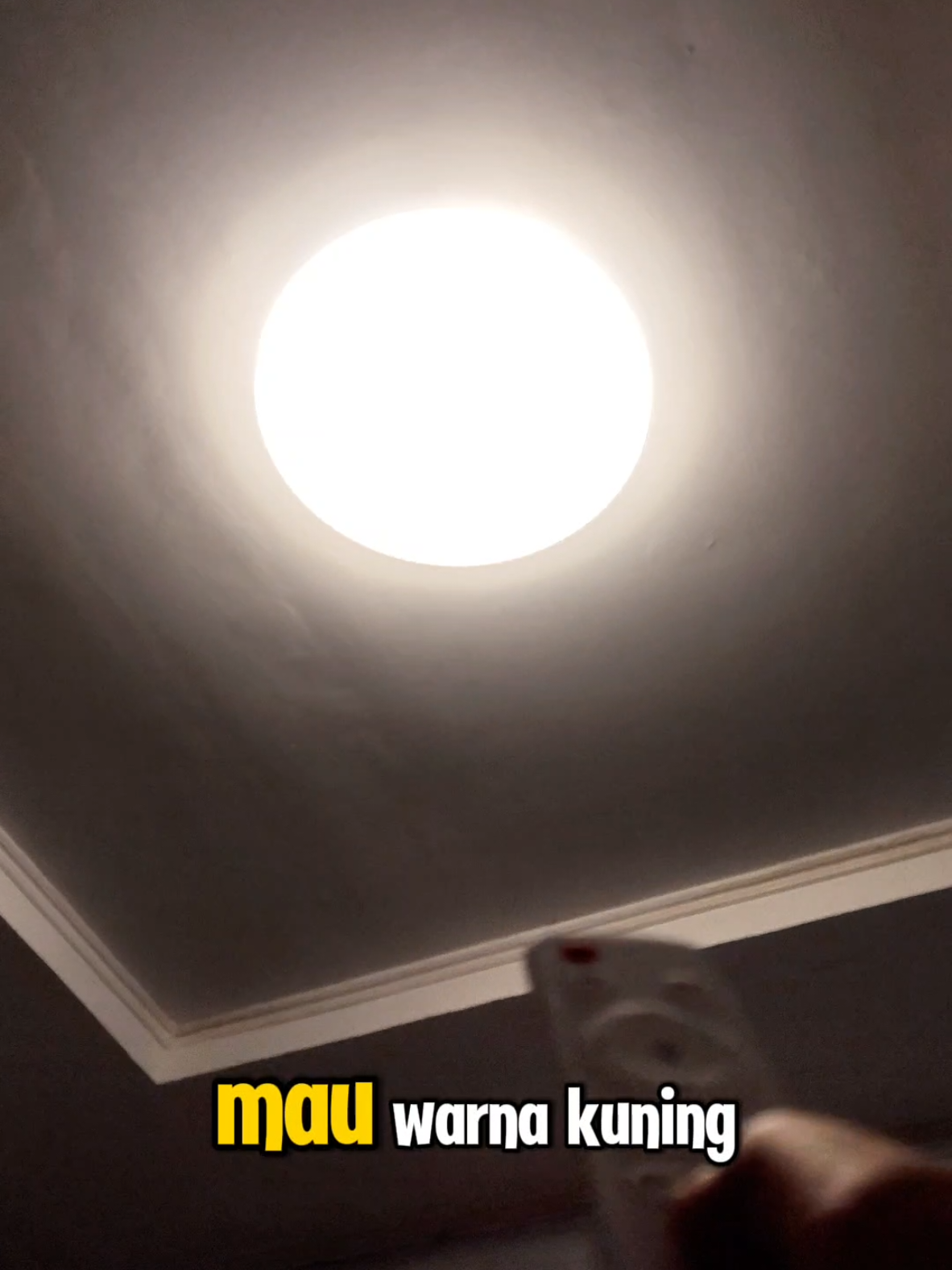 Membalas @mommytamara1 lampu plafon minimalis modern 3 warna  #lampuplafonminimalis #lampuplafon #lampuplafon3warna 