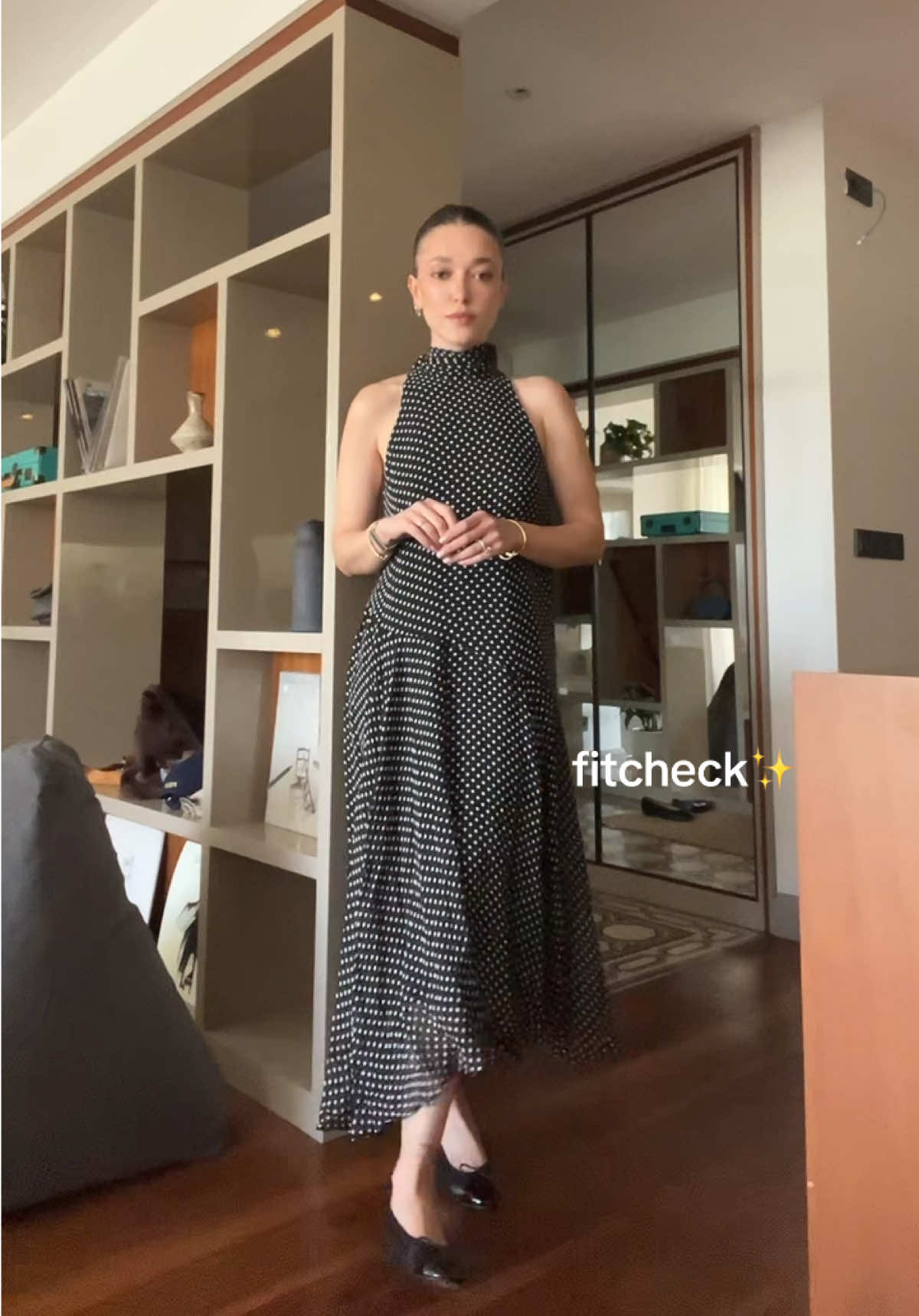 fitcheck✨#OOTD #fitcheck #outfitideas #outfitinspo #fashiontiktok #fashioninspo #summerlooks #minimalstyle #kombinönerileri #yazkombini #stylecheck #fitoftheday 