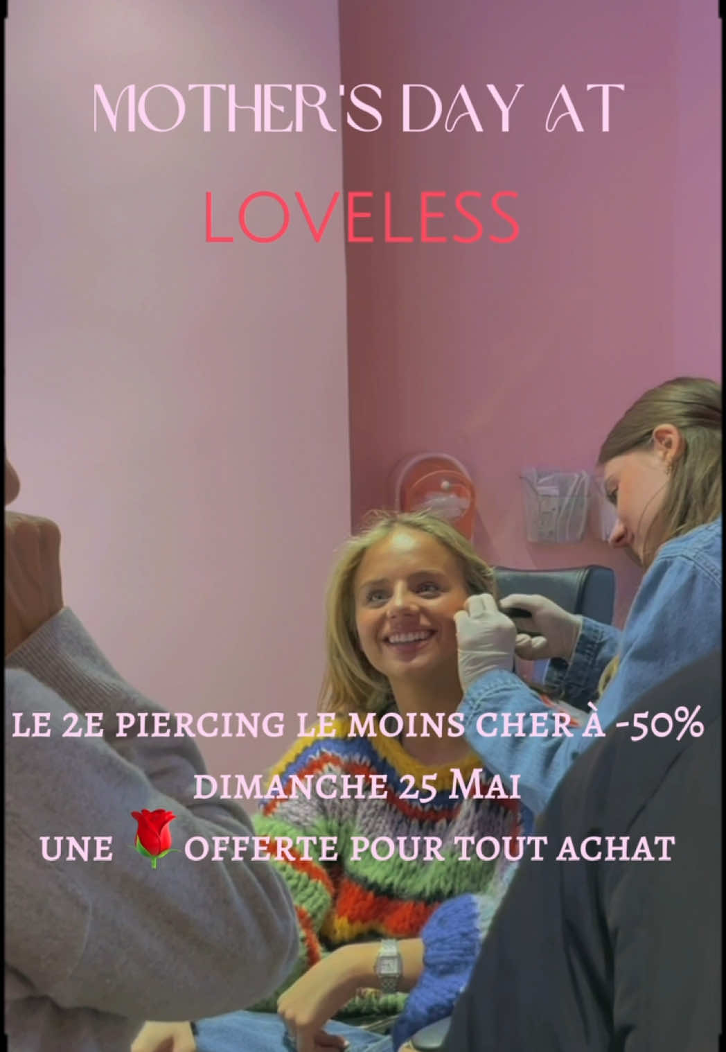Pour célébrer nos Mamans , Venez nous voir dans nos 2 points de ventes et profitez de notre offre duo : 1 Piercing  effectué le 2 eme à -50% ( réduction sur le piercing le moins cher des 2 🥰) et une rose offerte pour tout achat chez @loveless.paris  Dimanche 25 Mai : 12h-19h  📍4 rue vineuse 75116 📍87b avenue de wagram 75017