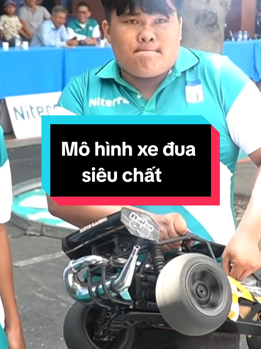 Sống trọn với đam mê tốc độ và ko sợ 