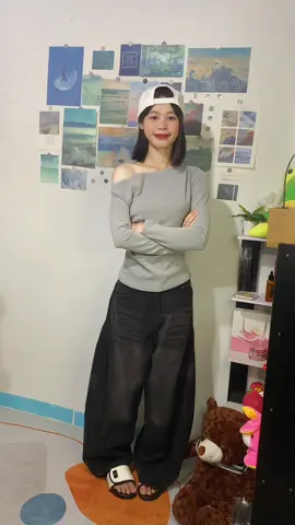 Có tặng kèm khăn nữa mà tui k biết thắt 🥲 #reviewquanao #quanjeanongcong #quanjeanformrong 