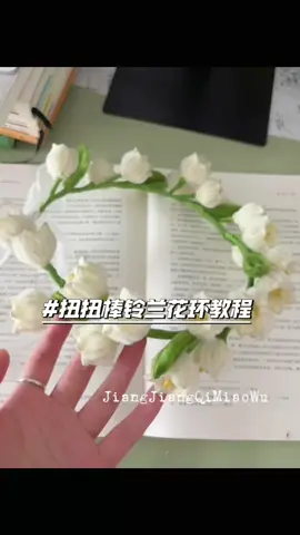 Hướng dẫn làm vòng hoa linh lan đội đầu #bebonghandmade #hoahong #bohoakemnhung #hoacuoihandmade #hoatotnghiep #huongdanlamhoakemnhung #hoakemnhung 