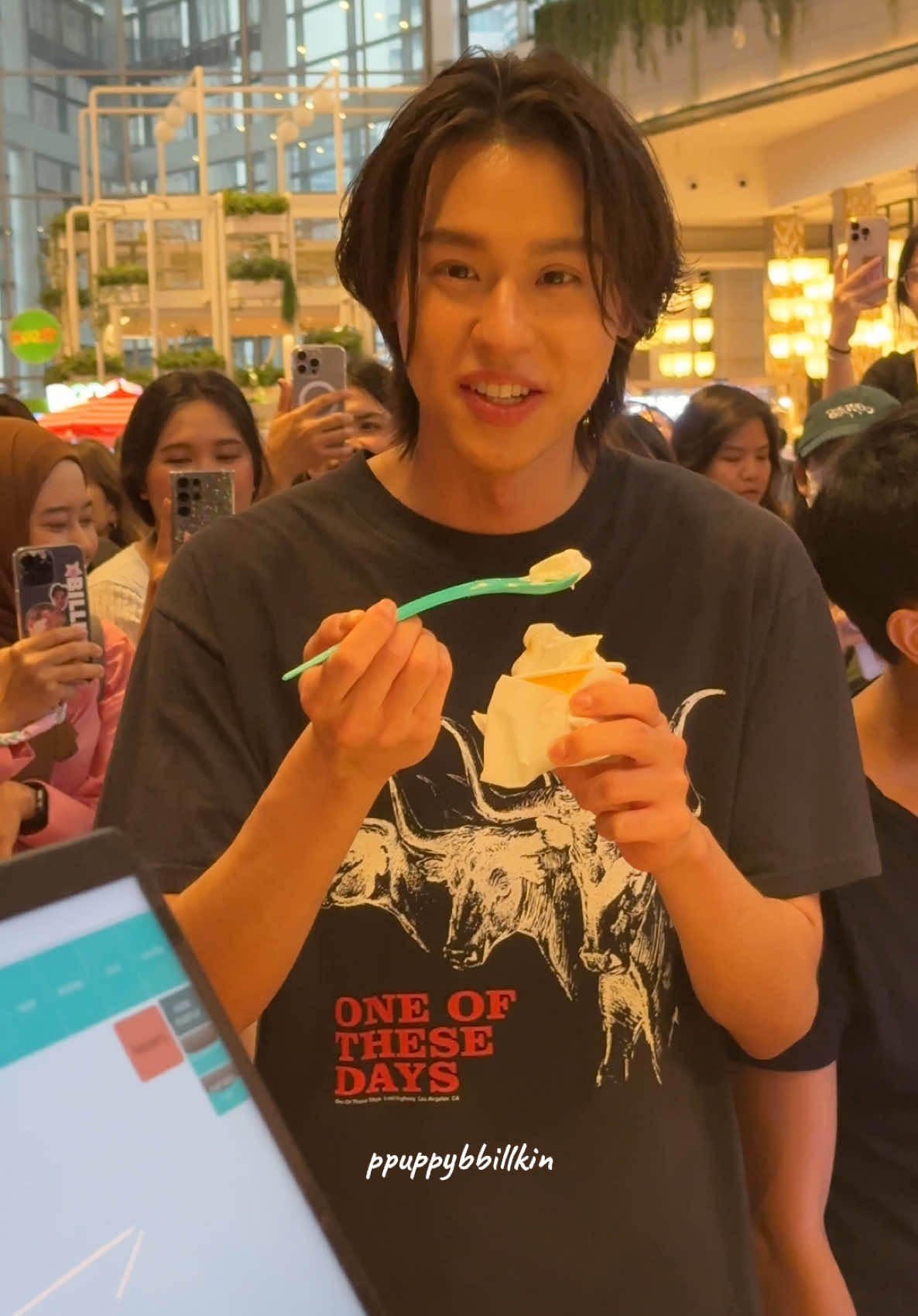 ชิมมะ ชิมมะ ~ 🥺🥺🥺 อยากอีทๆ yole อีกแล้วสิ 😋😍 บิวกิ้นน่ารักที่สุดในโลกเน้อ 💖 #บิวกิ้น #บิวกิ้นพีพี  #bbillkin #bkpp  @Billkin Entertainment 