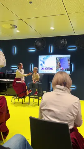 #українськапоезія #ЛінаКостенко #діти #крила #Україна #син #читання #поезія #силаслів #виростикрила #українськамова #мудрість #літературадлядітей #сучаснебатьківство