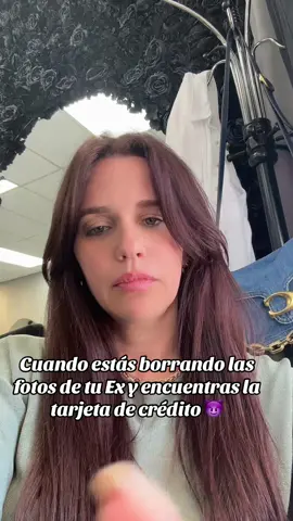 Nos vamos de compras 🤣🤣😈😈 #miamilifestyle #tapehairextensionslondon #hair #haircolor #miamiflorida🇺🇸 #tapehairextensions #greenscreen #miamiflorida🇺🇸 
