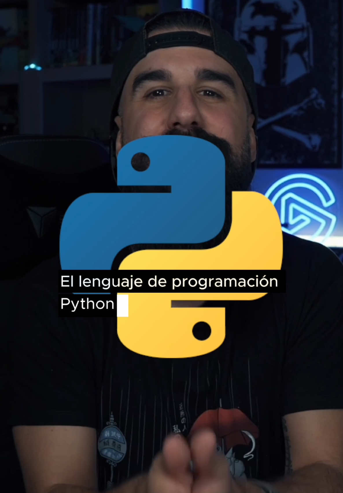 Si quieres aprender a programar en PYTHON, este es mi curso GRATIS desde cero: 🐍 mouredev.com/python 44 HORAS y 100 CLASES en vídeo. Todo el CÓDIGO libre. ⇨ Fundamentos: 10h y 15 clases ⇨ Intermedio: 7h y 9 clases ⇨ Backend: 8h y 18 clases ⇨ Frontend: 6h y 16 clases ⇨ Frontend avanzado: 7h y 25 clases ⇨ Cursos extra de IA, Testing y más frontend Si quieres apoyar el proyecto, puedes dejar tu “star ✭” en el proyecto de GitHub. ¡Espero que te sirva de ayuda! 💪 #programacion #programadores #python #curso #cursos