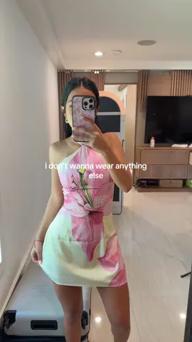 i want to live in this dress  #dress #minidress #dresses #fashion #fashioninspo #dresstok #dressinspo #springdress #summerdress #minidresses #summeroutfit #outfit #OOTD #outfitinspo #shortdress #pinkdress #floraldress #princesspolly #princesspollyfitslay #princesspollydress #tiktokshopcreatorpicks @Princess Polly 