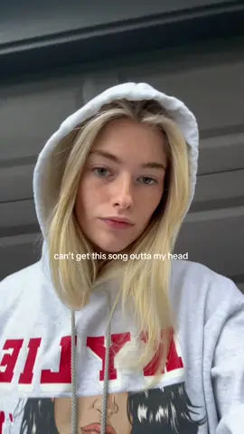 #kingkylie sweatshirt will always be my fav 
