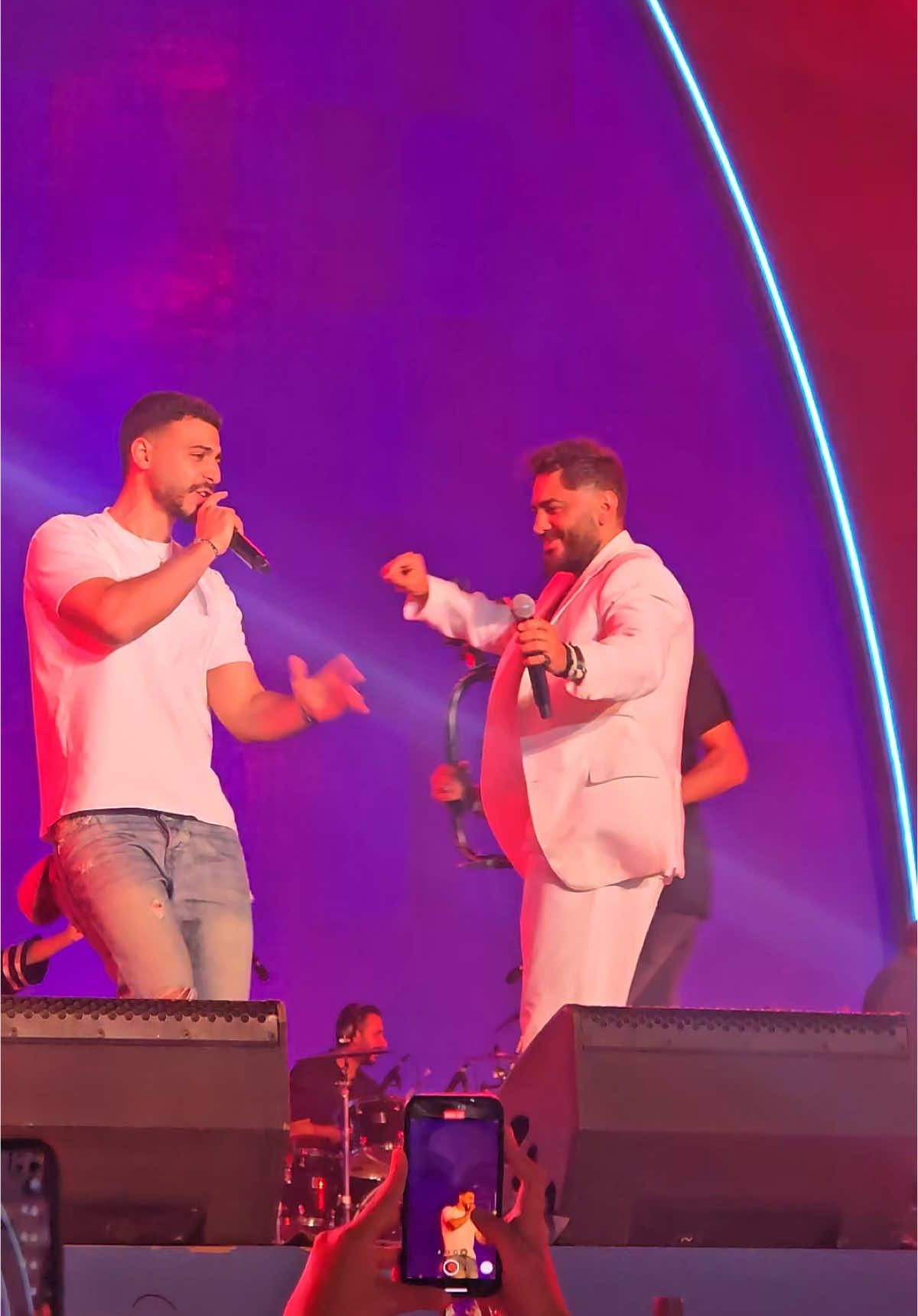 Come back to me النسخة الشعبي 😂♥️ @Tamer Hosny @Youssef Gabriel #tamerhosny #jukebox #redbull #comebacktome #tamer_hosny 