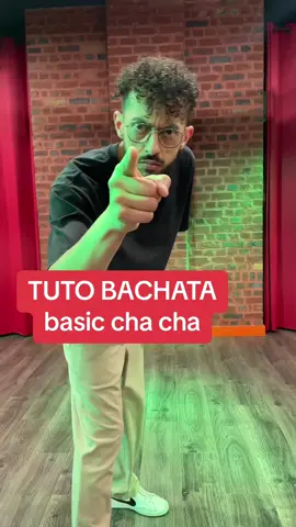 Apprends le basic cha cha vue de dos pour bien suivre les pas et progresser plus vite ! #bachata #chacha #bachatatutorial #learnbachata #chachatutorial #footworkdrills #latinodance #tutobachata #dancepractice #pasbachata