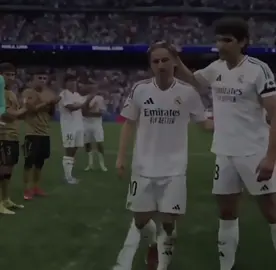 قوللها حيرانين !   #realmadrid #modric 
