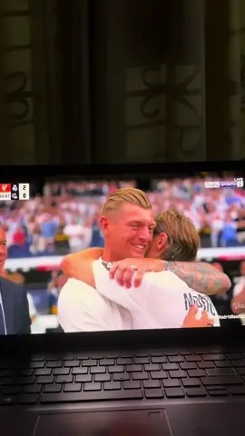 Ga nyangka banget bisa ada kroos di farewell modric 😭😭 #tonikroos #lukamodric #realmadrid #fyp 