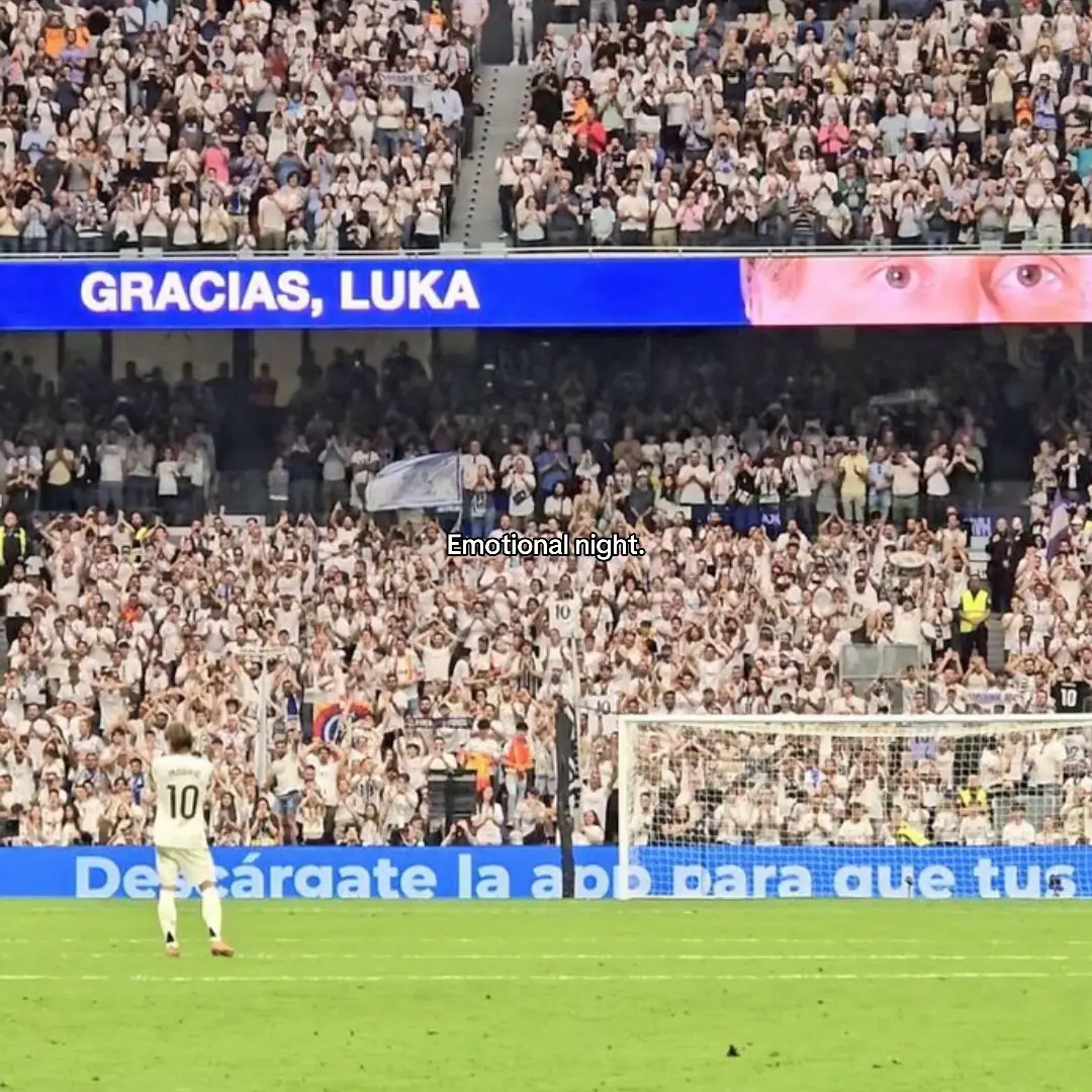 Thanks for everything Luka and Carlo. #viral #tbiw #theboysinwhite #foryou #football #emotional #realmadrid #halamadrid #lukamodric #carloancelotti 