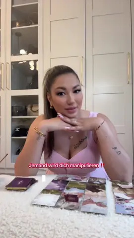 Jemand versucht dich absichtlich zu verwirren 🙅🏻‍♀️ #Kartenlegen#kartenlegenlassen#kartenlegerin#orakel#orakelbotschaft#liebesorakel#liebesbotschaft#botschaft#hellsehen#wahrsagen#tarot#tarotttok#legung#liebeslegung#fürdich#fy#fyp#viral 