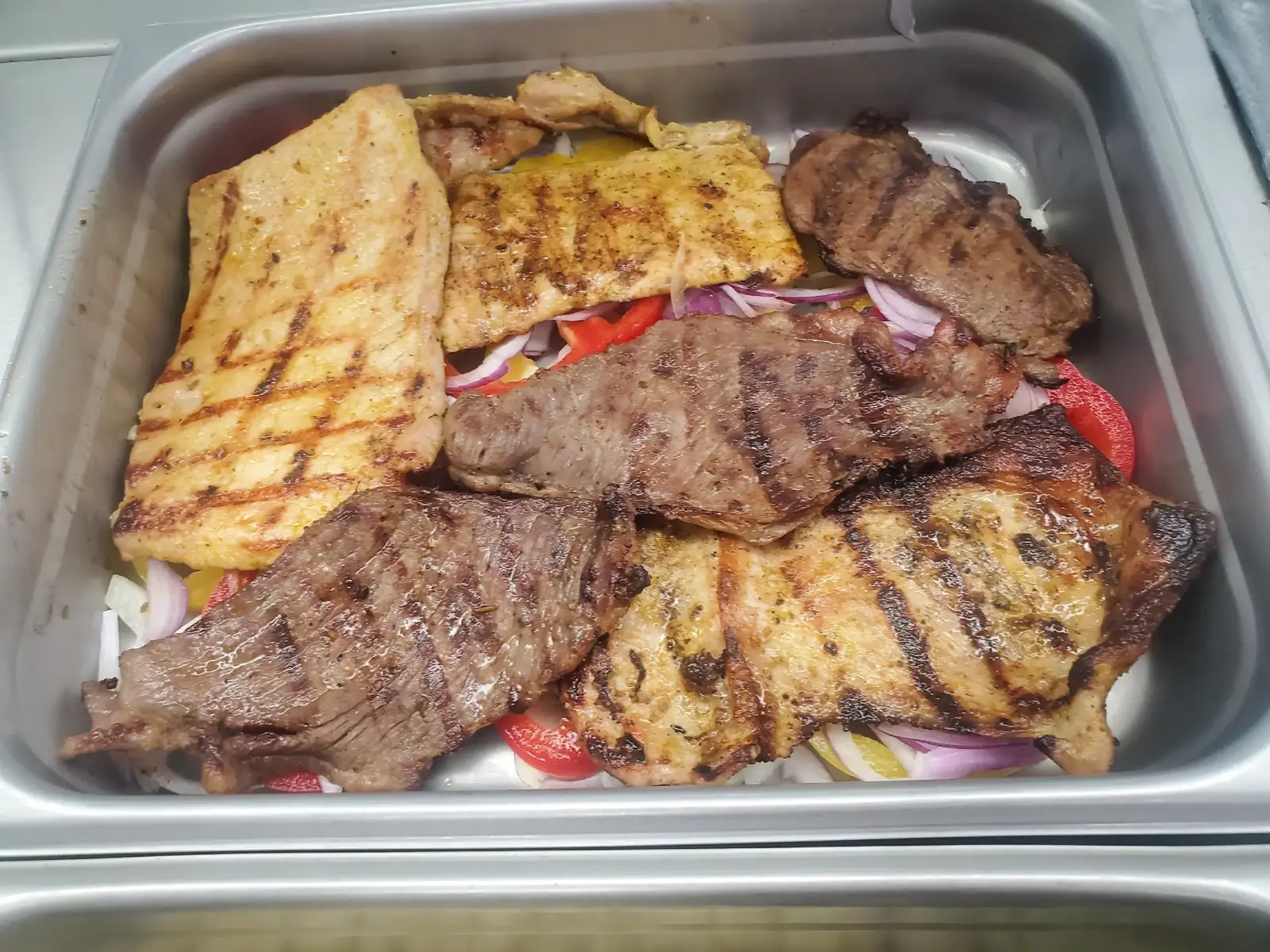 Bella  Deli #430 #Weaver  Ave 11713 bendiciones  les estoy  esperando  mi Bella  Gente 