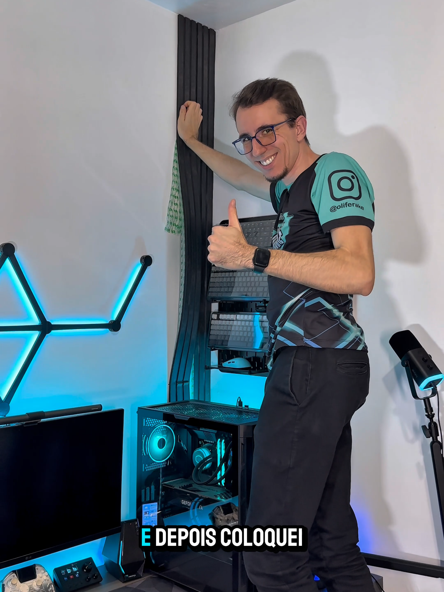 Coloquei paineis ripados no meu setup gamer #setup #pcgamer #gamers #tech
