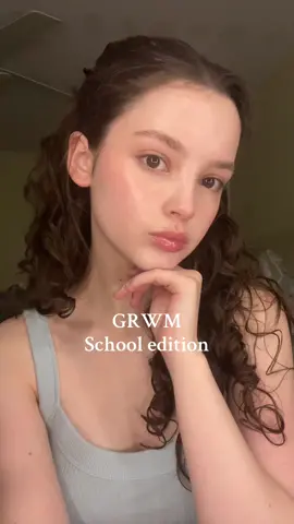Grwm! #glowymakeup #MakeupRoutine #fyp 