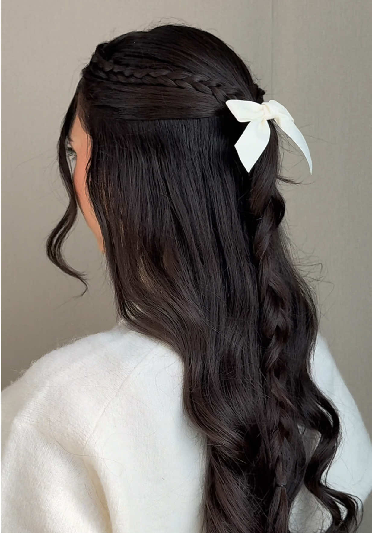 Cute Spring Hairstyle 🎀🤍 #hairstyletutorial #easyhairstyles #bow #hairideas #hairtok #halfuphalfdown #hairinfluencer #hairinspo #contentcreator #pinteresthair #girlygirl 