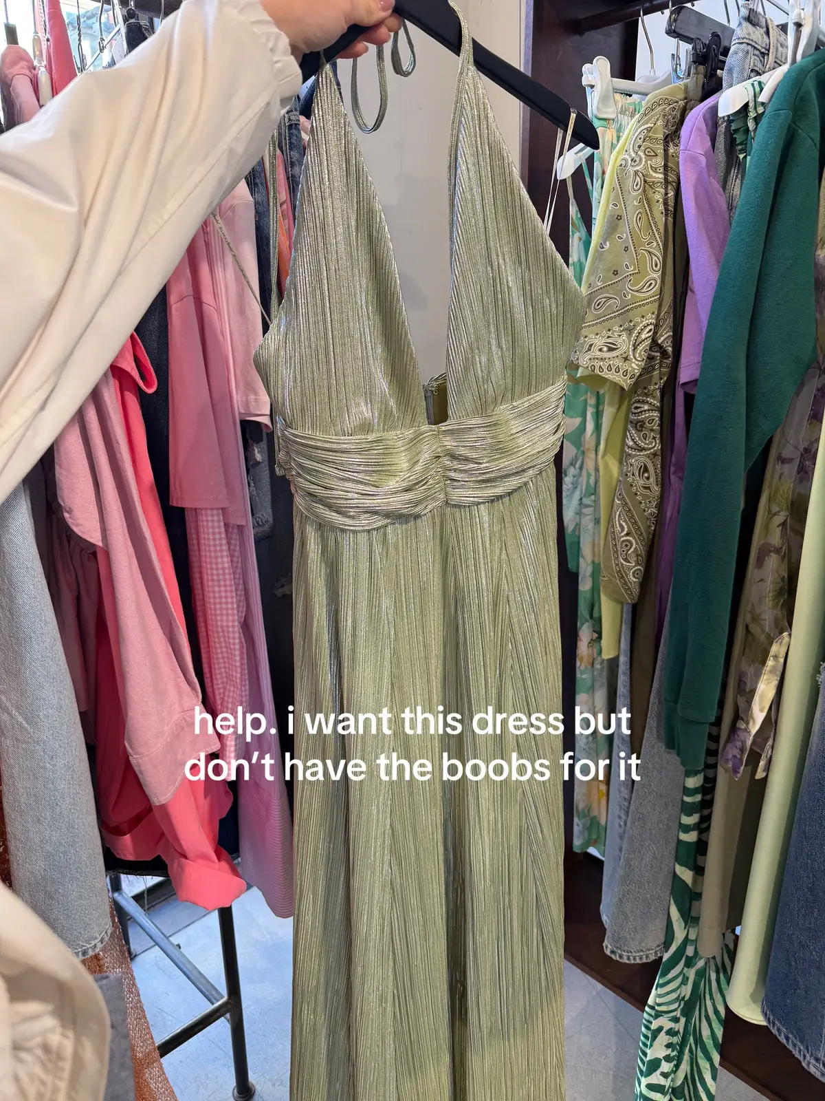 can anyone tell me if there’s ways to tie halter tops for small boobed girls? the material would not rest on my boobs and i would be 100% exposed if i moved wrong.  #dress 