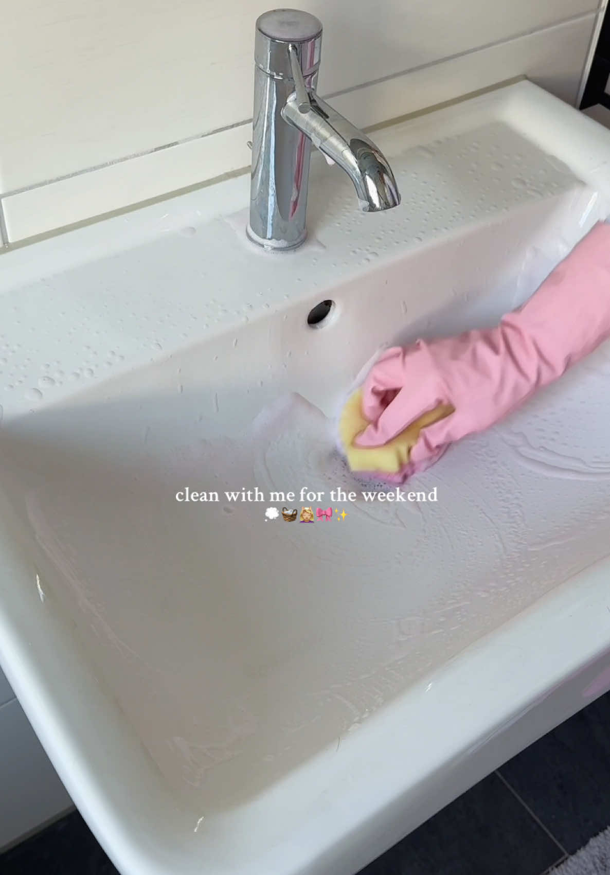 Samstag Reinigungsmotivation 💆🏼‍♀️✨ #CleanTok #cleaningmotivation #cleaninghacks #cleaningtips #cleanwithme #cleaninginspo #satisfyingcleans #deepclean #cleaningproducts #cleanhome #cleaningasmr #apartmenttherapy #weekendreset 