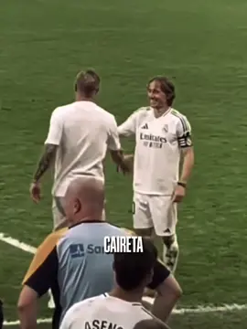 The best central midfielder in football🥹🤍🏅#modric🇭🇷 #tonikroos #Realmadrid 