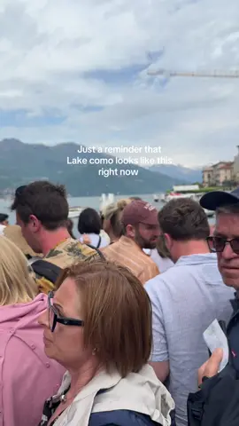Be prepared to wait in long lines to even get a picture at famous places and forget about eating at a water front restaurants 😝