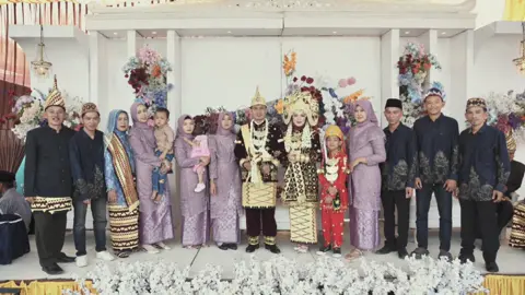 Tempat pulang paling ternyaman adalah keluarga..