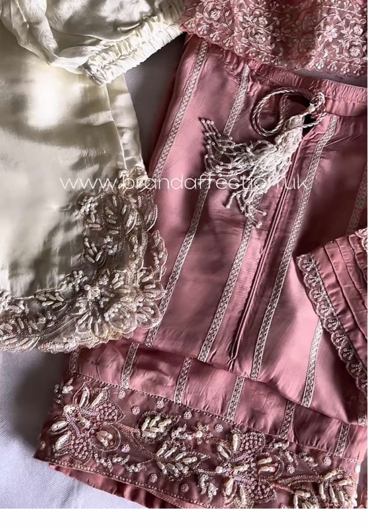 Customer Order ✨ SY-09 : Peach silk embroidered shirt with puff sleeves, paired with off-white silk trousers featuring slit embroidery and hand embellishments and chiffon embroidered dupatta 🛍️Grab now link in bio !! . . . . . . #pakistanifashionuk #eidcollection2025 #luxurypret  #creatorsearchinsights 