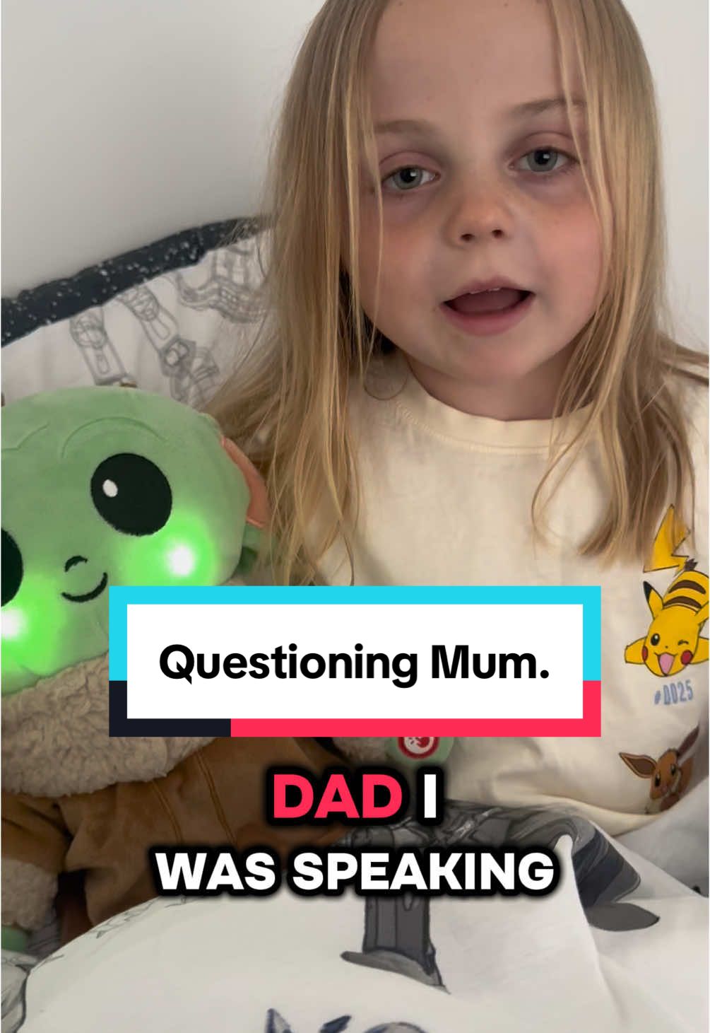 Questioning Mum. #fyp #foryoupage #foryou #viral #funnykidsoftiktok 