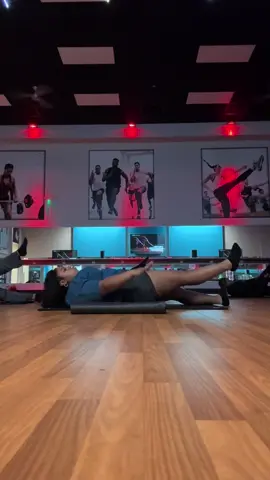 Baaabbyyyy the way @✨🫶🏾She's Becoming🫶🏾✨ doing us we should have flat stomachs in no time! Pilates is not for the weak! #memphis #pilates #pilatesworkout #gymshark #gymsharkwomen #club4fitness #GymTok #gym #BlackTikTok #blackgymgirl 