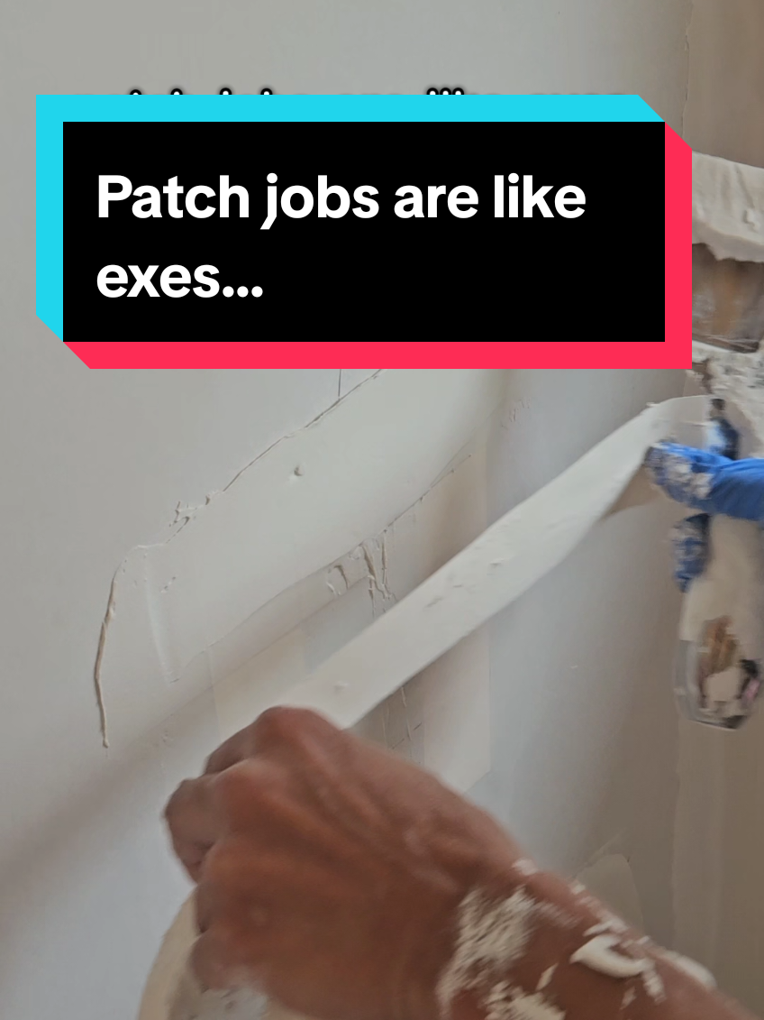 Starts off easy, then peele's back shows their true nature & 10 years of hidden damage #drywall #drywaller #drywallmudding 