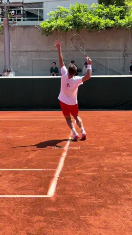 Stan the man practicing at Roland Garros 2025🇫🇷 #sports #courtlevel #tennis #atptour #rolandgarros #wawrinka 
