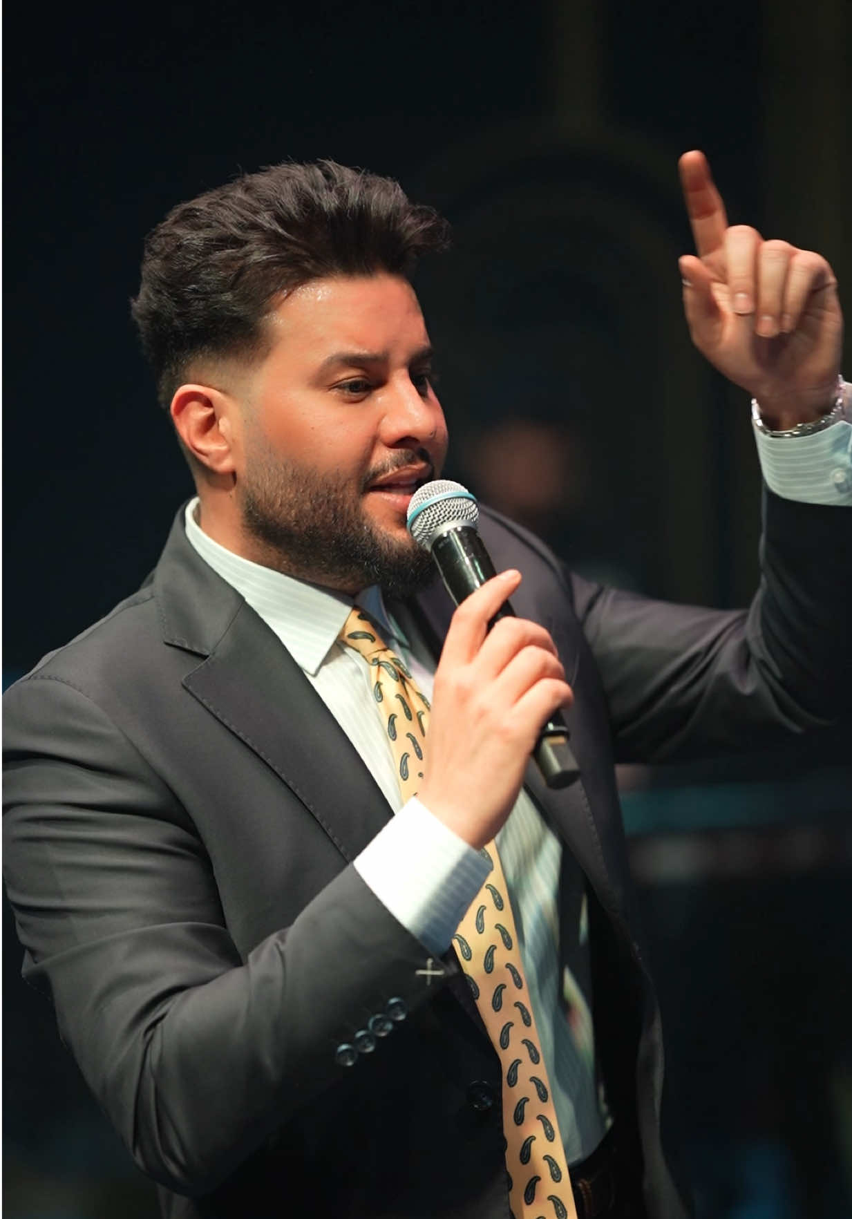 خلي الخفيف يسد حلك لا يحجي من يحجي الرزن .. #محمد_السالم #على_الخوة 
