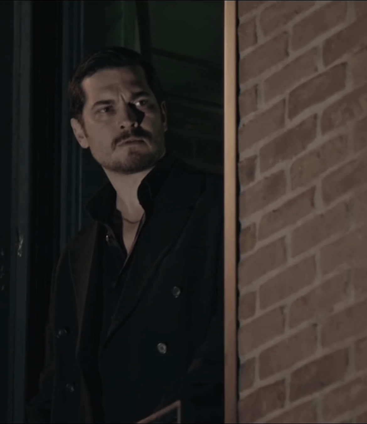 zaten kırık. #keşfetteyizzz #eşreftek #eşrefrüya #cagatayulusoy 
