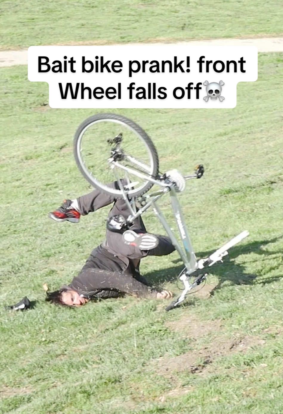Bait bike prank! Front wheel falls off☠️ Follow us on kick becuase our videos won’t last long on here😅 #Prank #FunnyPranks #PrankVideo #BaitPrank #Prankster #FunnyVideos #Comedy #Viral #InstantKarma #PrankWars