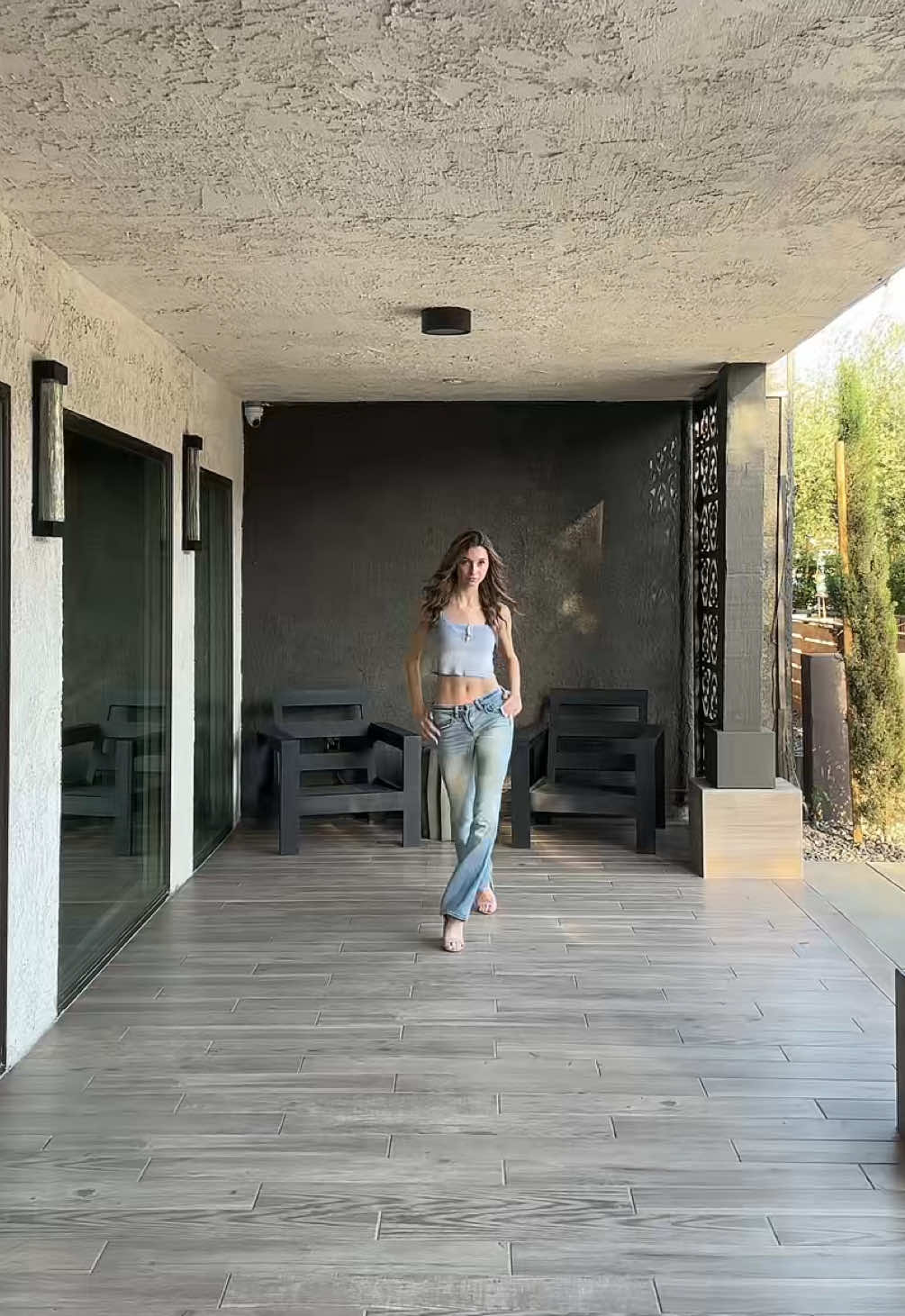 #creatorsearchinsights #adrianalima #modelwalk #famous #18 #mog #modelingagency #fyp #viral #candiceswanepoel #vladaroslyakova #catwalk #horsewalk #beauty #voguemagazine #pretty #giselebundchen #model 