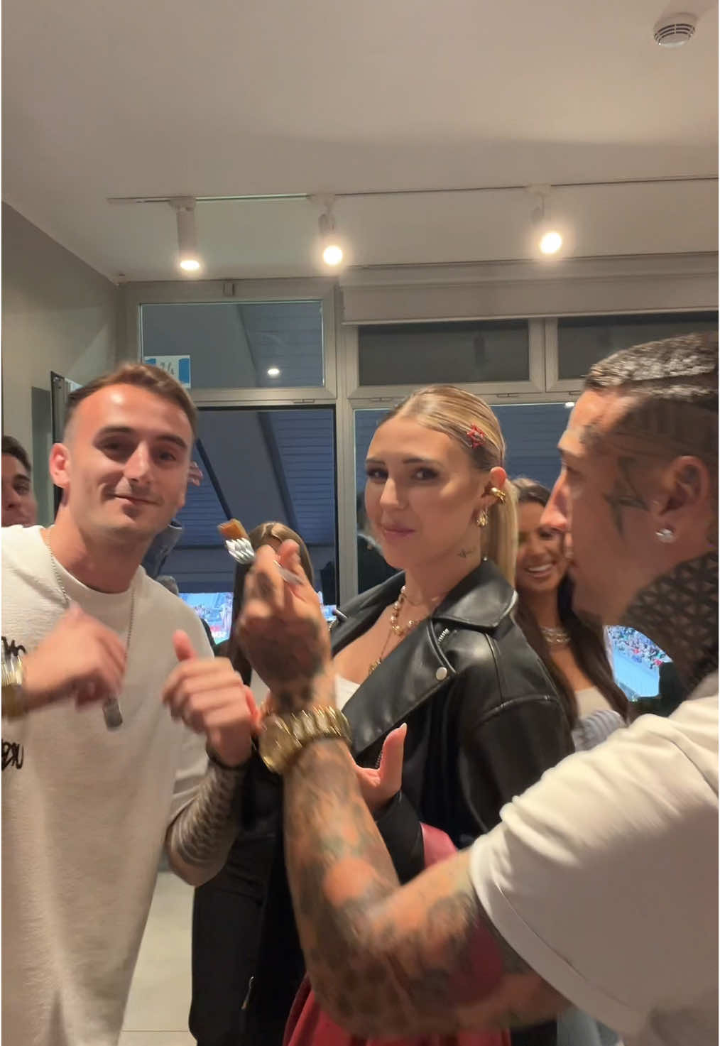 ultima di campionato 😓 @Matteo Perrotti @MARTINA DOTTI🦋 @davidebonolis @Ilbossdellatecnica⚽️ @Lucretia26 🩷