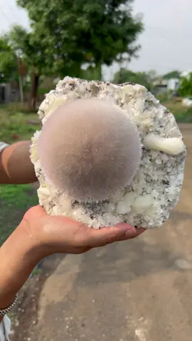 Newly unearthed mesolite! This gigantic, symmetrical, perfectly centered mesolite flower on stilbite comes from Pune, Maharashtra, India. It's a proud specimen of the famous basalt traps of the Deccan Plateau, ready for any museum or high-end collection! #mesolite #stilbite #crystaltok #crystals #minerals #mineralspecimen #Pune #IndianMinerals #SuperbMinerals #SMI