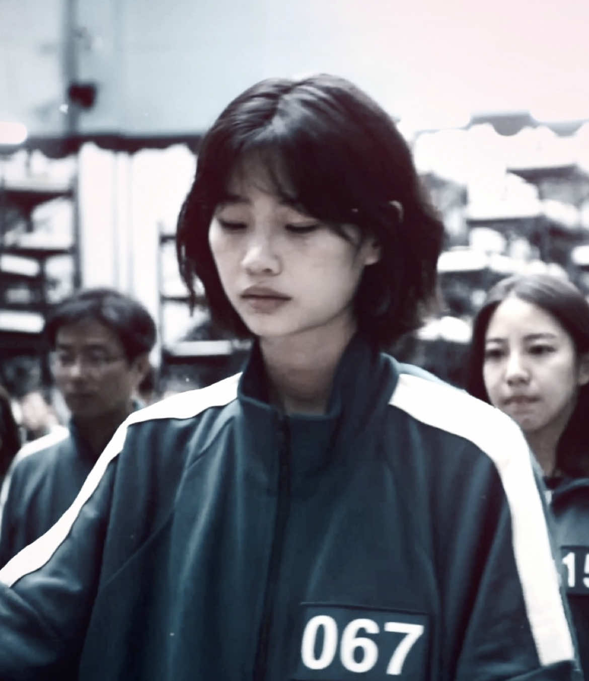 i hate this😭😭Also sorry for not posting I’ve been reallyyyyyyyyy busy🤦‍♀️ [rm: amxl6ver, scp: pe7ezscenes, dt: @. 6mours .✦] #kangsaebyeok #saebyeok #junghoyeon #hoyeonjung #player067 #squidgame . . . . kang sae byeok edit player 067 edit squid game edit hoyeon jung edit