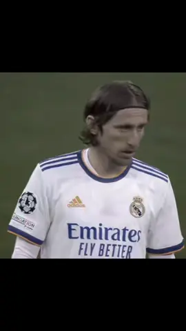 ‏#دويتو مع @𝐇 #modric 