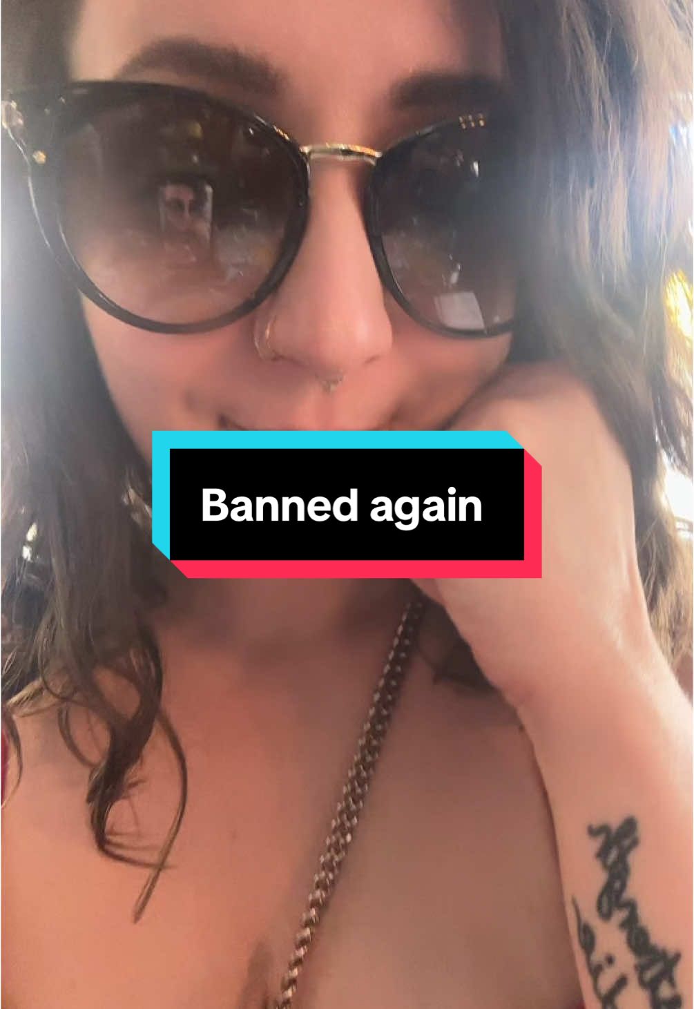 What happens when the report button is the only button someone’s tapping 😜 Anywho, perfect opportunity to grow the standup comedy page @hecklinghand please follow 💜 #banned #men #whydomen #single #dating 