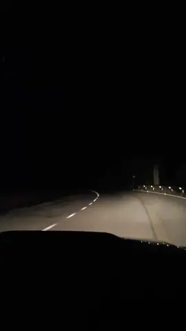 Ruta nocturna.🌑🚙  #viaje #ruta #sucre #cochabamba #noche #carretera #🎶 #🛣️  #🌌   #CapCut 