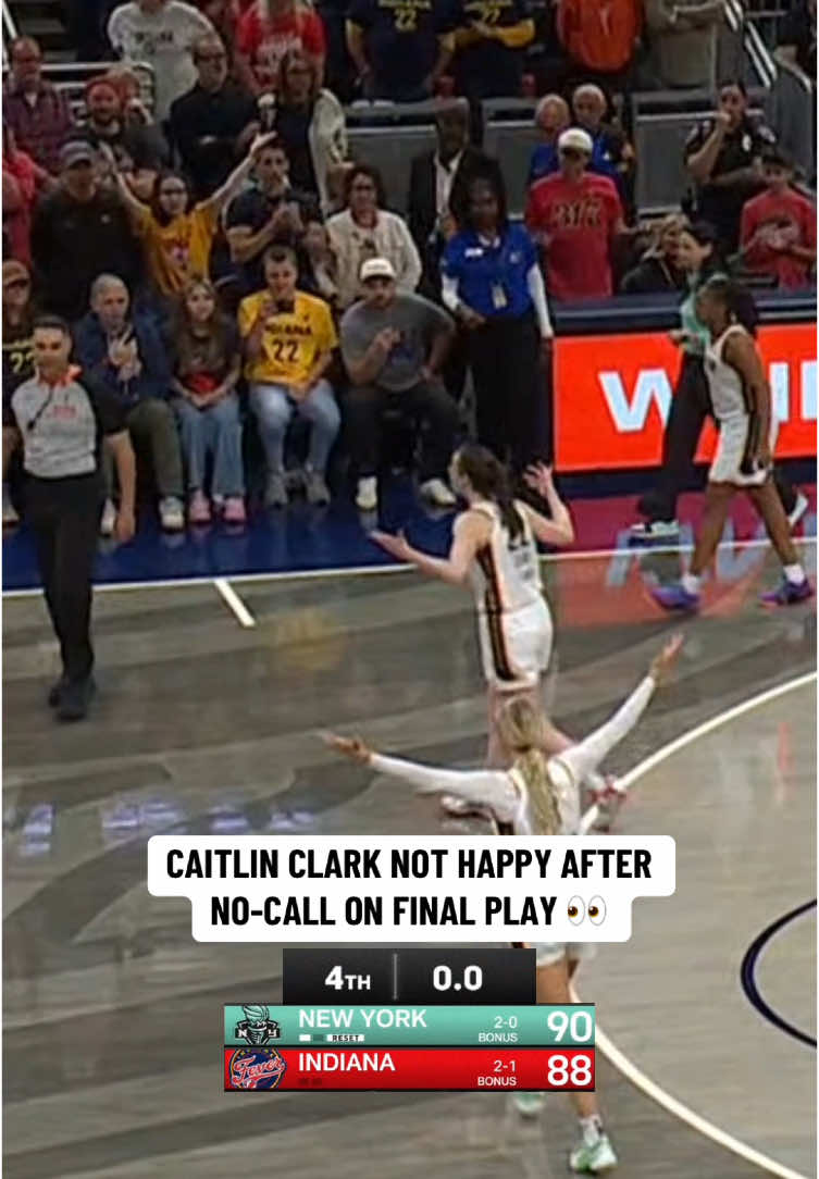 FOUL OR NAH? 🤔 #WNBA #basketball #indianafever #caitlinclark 