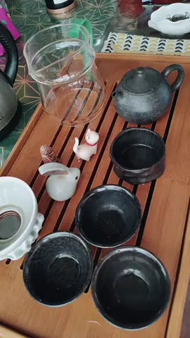 Yellow Tea in Stoneware! I'm telling you the minerals in these cups make a difference in taste. #nativetiktok #teacup #teatime #teatok #gongfucha #gongfutea #tea #teapot #art 