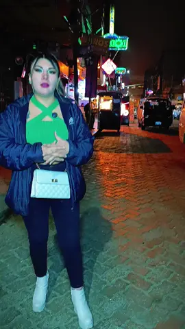 Nueva discoteca en plena ceja del alto #inaguracion #gratis #discotecanueva #club #discoteca #redlevel #lapaz_bolivia🇧🇴 #joda #karaoke #elalto #musica #ceja #dancing #artista #foryoupage❤️❤️ 